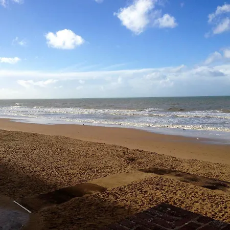 度假居 Maison Paisible Pres Des Plages De Varaville, Jardin Prive *